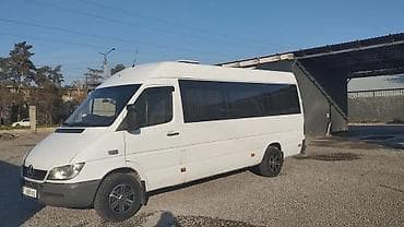 Микроавтобус Mercedes-Benz Sprinter (длинная база, высокий потолок)
