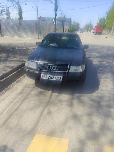 Audi 100: 1990 г., 2.3 л, Механика, Бензин, Седан