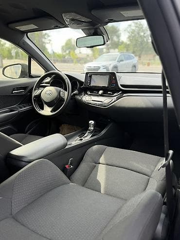 Продажа авто: Toyota C-HR: 2018 г., 1.2 л, Вариатор, Бензин, Кроссовер — 7