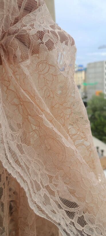 свадебный букет из бисера: Гипюр с каймой. Цвет персик. Ширина 1.5м — 1