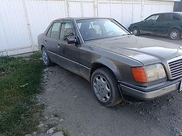 клас трактор: Mercedes-Benz W124: 1993 г., 2.2 л, Механика, Бензин, Седан — 1