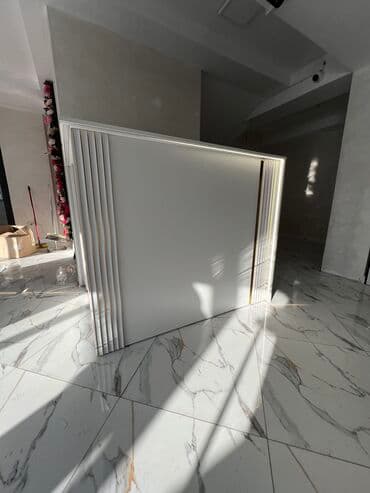 оборудование для бутика: Столы ресепшен Администраторский стол Кассовый стол Занимаемся — 32