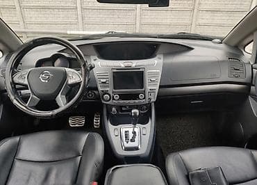 Продажа авто: Ssangyong Korando Turismo: 2017 г., 2.2 л, Автомат, Дизель, Минивэн — 4