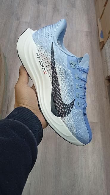 кроксы молния маквин: Мужские кроссовки, 40, Nike, Новый, цвет - Голубой, Бесплатная доставка — 2