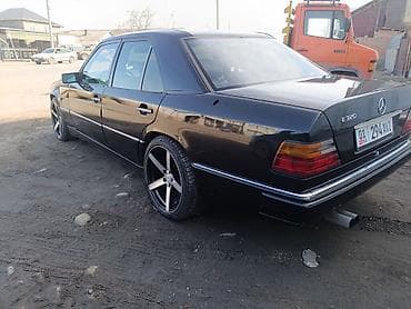 Продажа авто: Mercedes-Benz W124: 1993 г., 3.2 л, Механика, Бензин, Седан — 3