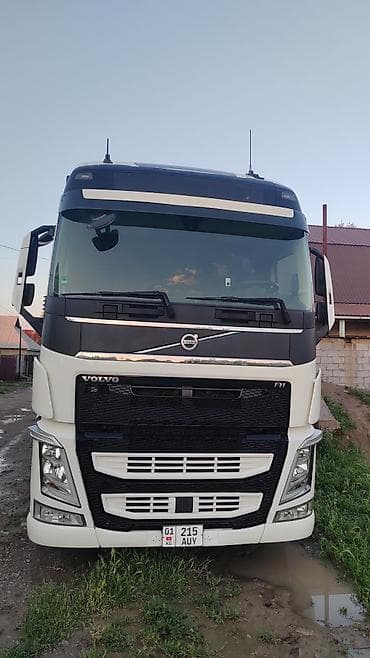 фары тико: Грузовик, Volvo, Б/у — 2