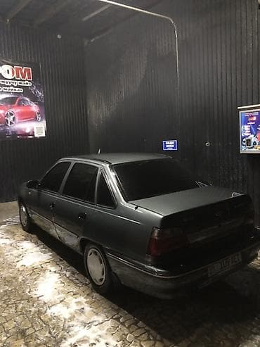 ex5 weltmeister: Daewoo Nexia: 2005 г., 1.5 л, Седан — 4