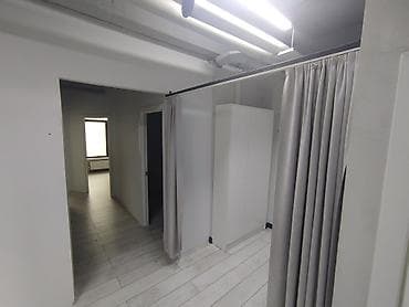 офис в жилом доме: Аренда офисов, 120 м², В жилом комплексе, 1 линия, С отдельным входом, С отдельным сан узлом — 4