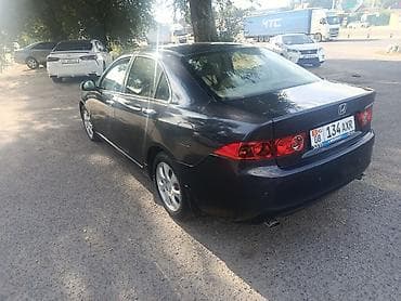 Honda Accord: 2004 г., 2 л, Автомат, Бензин, Седан — 4