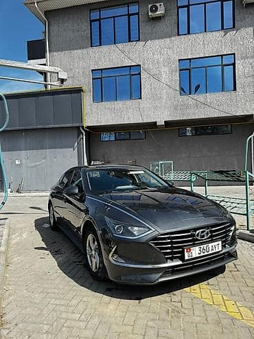Hyundai Sonata: 2021 г., 2 л, Автомат, Газ, Седан
