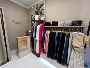 пристенное оборудование для магазина одежды: Кронштейн Для одежды, Материал: Металл, С подсветкой, Новый — 4