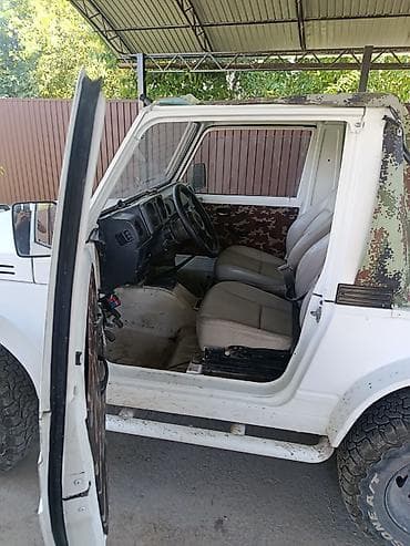 самурае: Suzuki Samurai: 1988 г., 1 л, Механика, Бензин, Кабриолет — 5