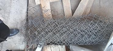 набор колючей: Сетка-рабица в рулоне. - Материал: стальная проволока. - Плетение — 1