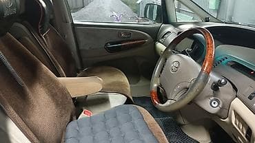235 35 18: Toyota Estima: 2003 г., 2.4 л, Автомат, Бензин, Минивэн — 5