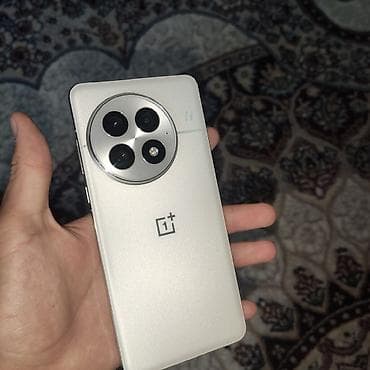 OnePlus 13, Б/у, 256 ГБ, цвет - Белый, 2 SIM