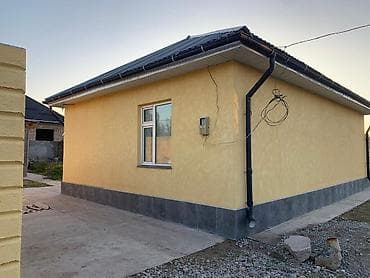 Үйлөр: Үй, 1 м², 3 бөлмө — 3