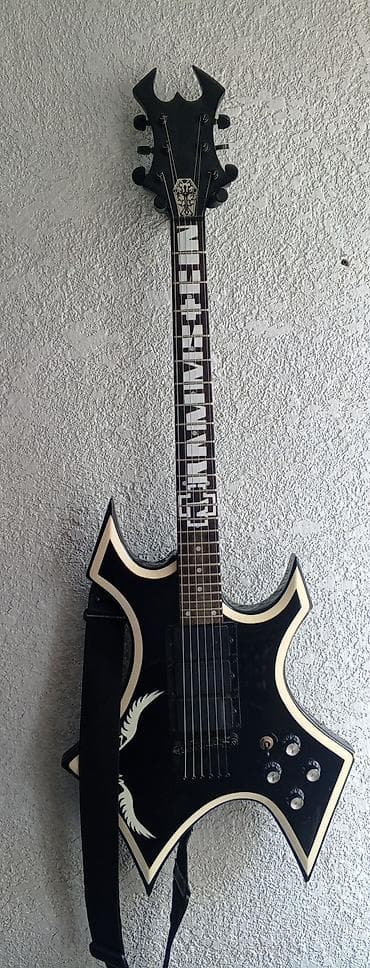Гитары: Электрогитара в стиле B.C. Rich Warlock - Корпус: остроугольный — 1
