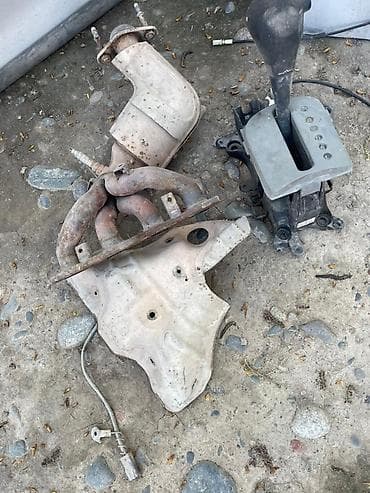 mazda 2000: Дверь Передняя левая Mazda, Оригинал — 10