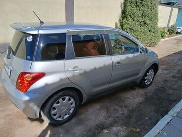 купить машину за 5000 долларов: Toyota ist: 2004 г., 1.5 л, Автомат, Бензин, Хэтчбэк — 6