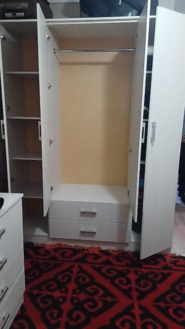 Вешалки: Шкаф для одежды, Прямой — 2