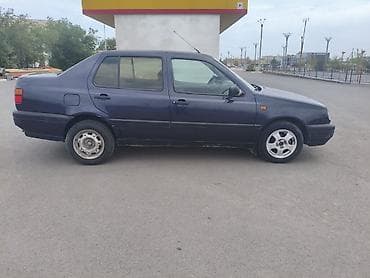 bmw 420i: Volkswagen Vento: 1993 г., 1.6 л, Механика, Бензин, Седан — 6