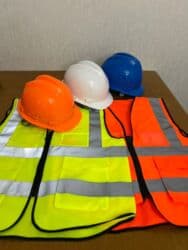 кастюм человека паука: Оптом !!! Каска 320сом Желет 250сом Все расцветки есть в наличии — 1