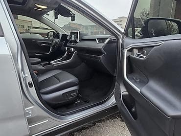 byd e5: Toyota RAV4: 2022 г., 2.5 л, Гибрид, Кроссовер — 7