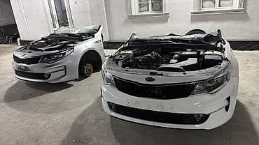 Передний клип (передняя часть кузова) kia k 5 (JF) белого цвета