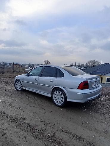 golf 4 2 3: Opel Vectra: 2001 г., 1.8 л, Автомат, Бензин — 1