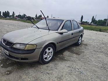 Opel Vectra: 1998 г., 1.6 л, Механика, Бензин, Седан