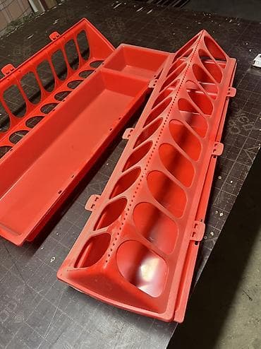 рыба балык: Продаю кормушки для кур индюков цена 350сом — 9