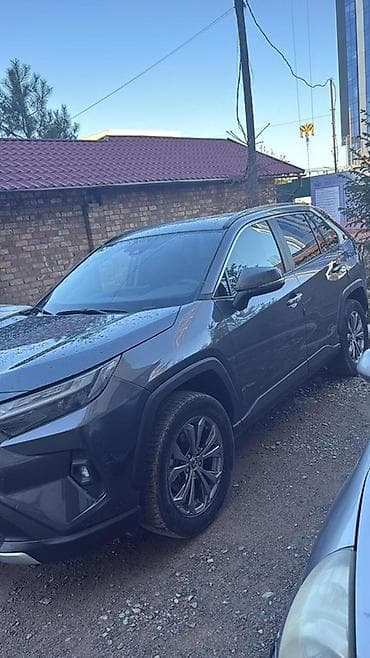range over: Toyota RAV4: 2024 г., 2.5 л, Автомат, Бензин, Кроссовер — 9