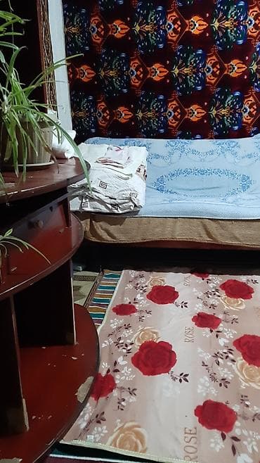 письменный стол на двоих: Прямой диван — 1
