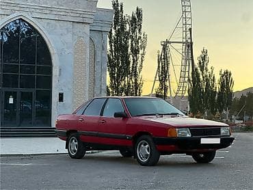 бюджетные авто: Audi 100: 1987 г., 2.3 л, Механика, Бензин, Седан — 7