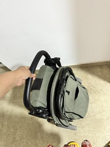 джинсы кюлоты: Прогулочная коляска с подножкой для второго ребенка - Компактная — 5