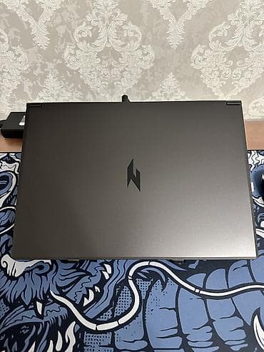noutbook: Игровой ноутбук от Acer в стильном минималистичном дизайне, модель — 2