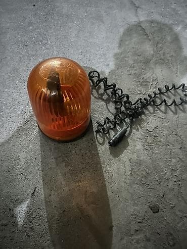 WhatsApp Проблесковый маячок оранжевого цвета для авто/спецтехники. -