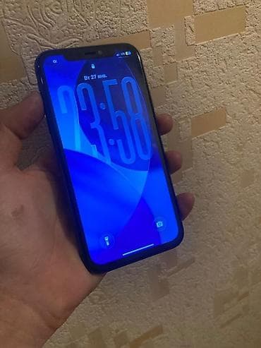 playstation store: IPhone 11, Черный — 3