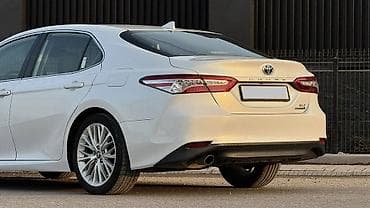 капот на гольф 4: Toyota Camry: 2019 г., 2.5 л, Автомат, Гибрид, Седан — 3