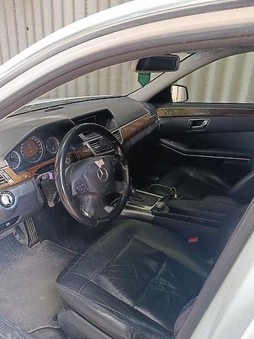 мерседес мос: Mercedes-Benz E-Class: 2009 г., 2.2 л, Автомат, Дизель, Седан — 4