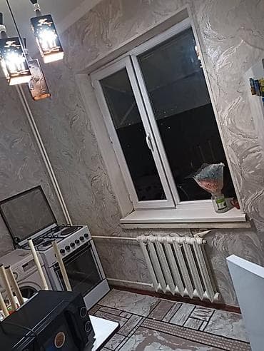 с хранения: 1 комната, 32 м², Элитка, 7 этаж, Старый ремонт — 5
