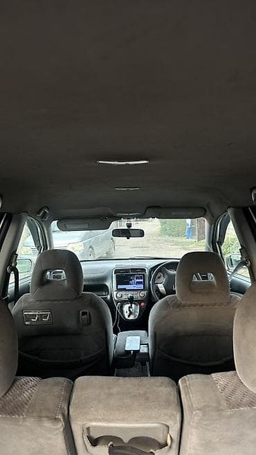 прямоток sti: Honda Stream: 2004 г., 1.7 л, Автомат, Бензин, Универсал — 8