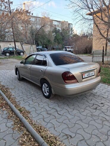 купить грузовой автомобиль с манипулятором бу: Nissan Bluebird: 2003 г., 1.5 л, Вариатор, Бензиновая, Седан — 2