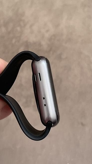 apple watch 11: Продаю Apple Watch 3 серия 42 ММ На экране есть пятно но работает без — 4