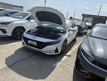 model x: Hyundai Elantra: 2021 г., 2 л, Автомат, Бензин, Седан — 3
