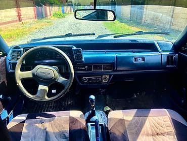 выкуп авто рф: Mazda 626: 1985 г., 2 л, Механика, Бензин, Лифтбек — 5