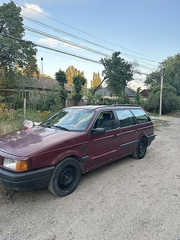 газель 4 4: Volkswagen Passat: 1989 г., Универсал — 4