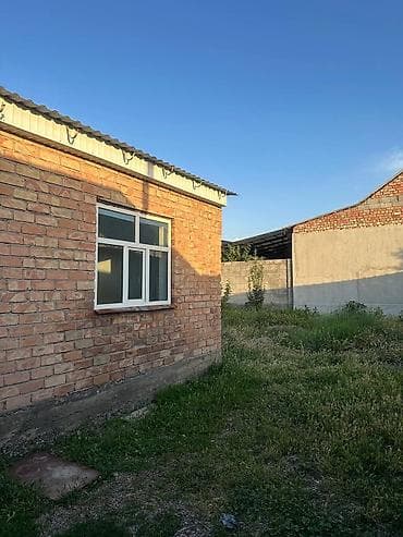 Дома: 🏡 Продается кирпичный 6-комнатный дом! 📍 Адрес: ж/м Ак-Ордо 3, ул — 6