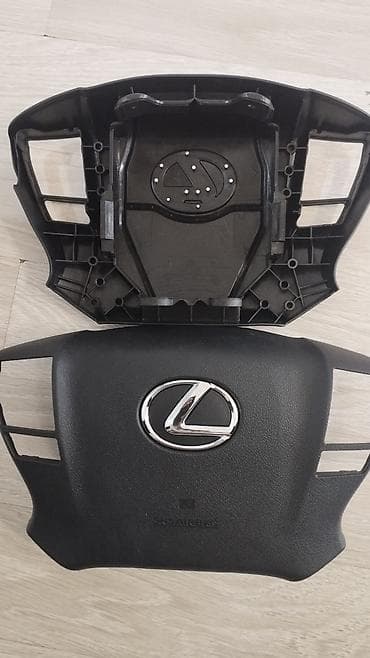 Детали двигателя и моторы в сборе: Комплект передних фар Toyota 2010 г., Новый, Аналог, Китай — 2