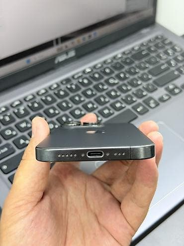 iphone 13 pro max osh: IPhone 15 Pro, Б/у, 128 ГБ, Black Titanium, Защитное стекло, Чехол, 87 % — 8